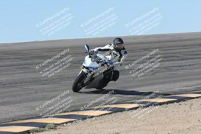 media/Oct-13-2025-Moto Forza (Mon) [[a66d839500]]/4-C Group/Session 2 (Bowl)/